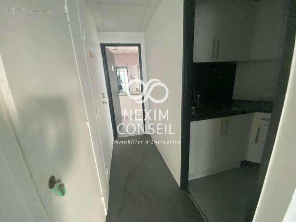 Commerce à COLOMBES