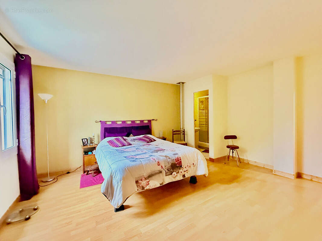 Maison à CHOISY-LE-ROI