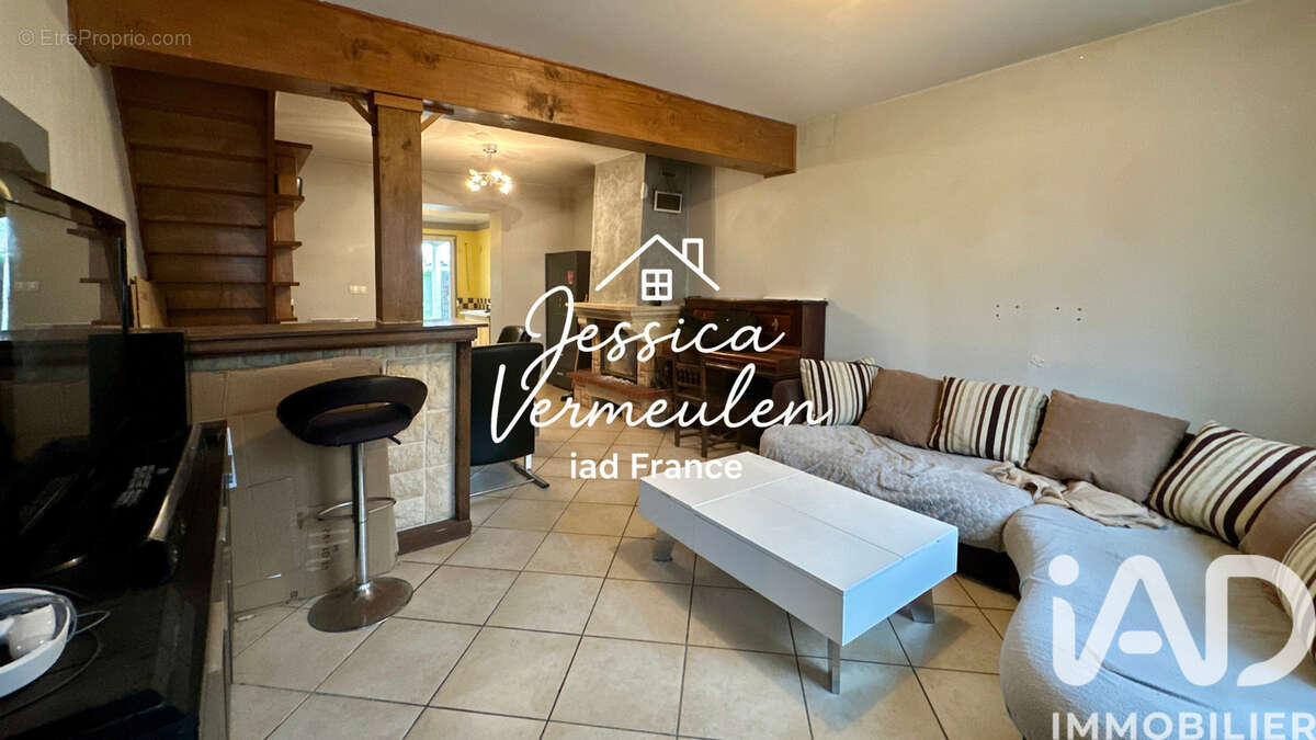 Photo 2 - Maison à ISBERGUES