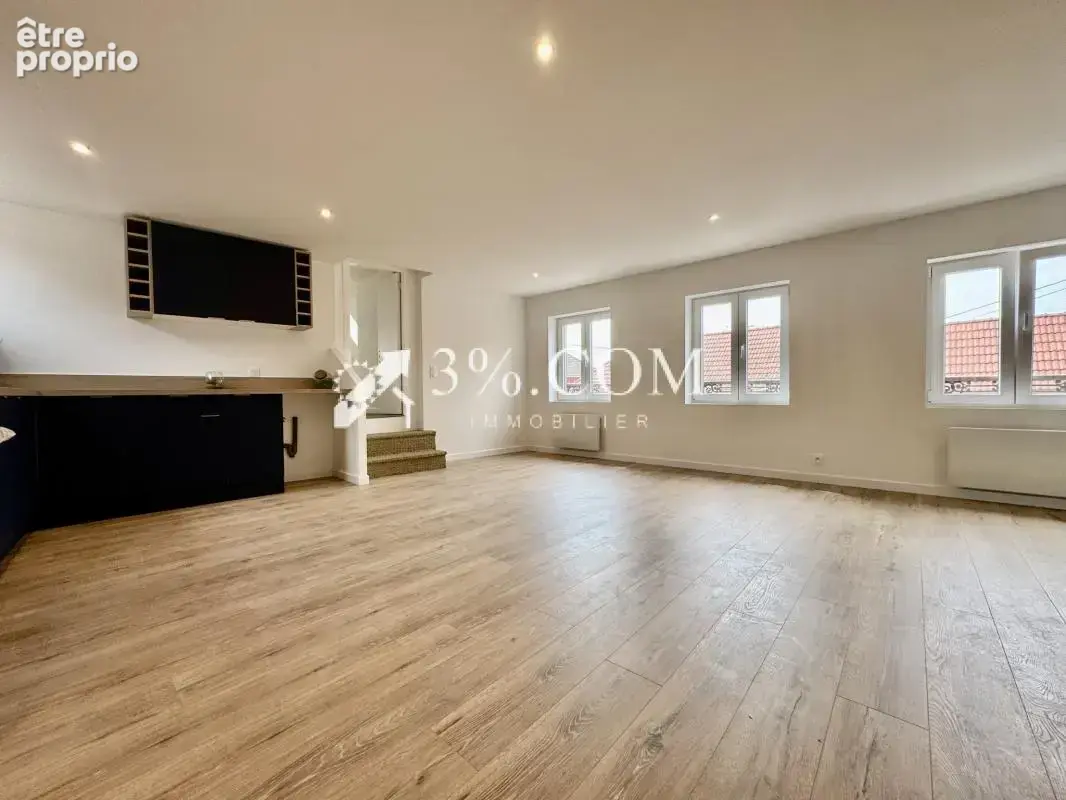 3%COM Très beau F3 entièrement refait à neuf - photo 3