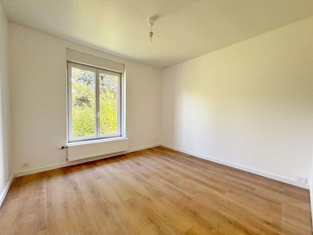 Pavillon individuel de plain pied - 123 m2 - 4 chambres - photo 9