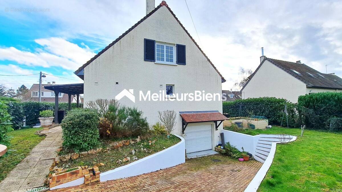 Maison à ASNIERES-SUR-OISE