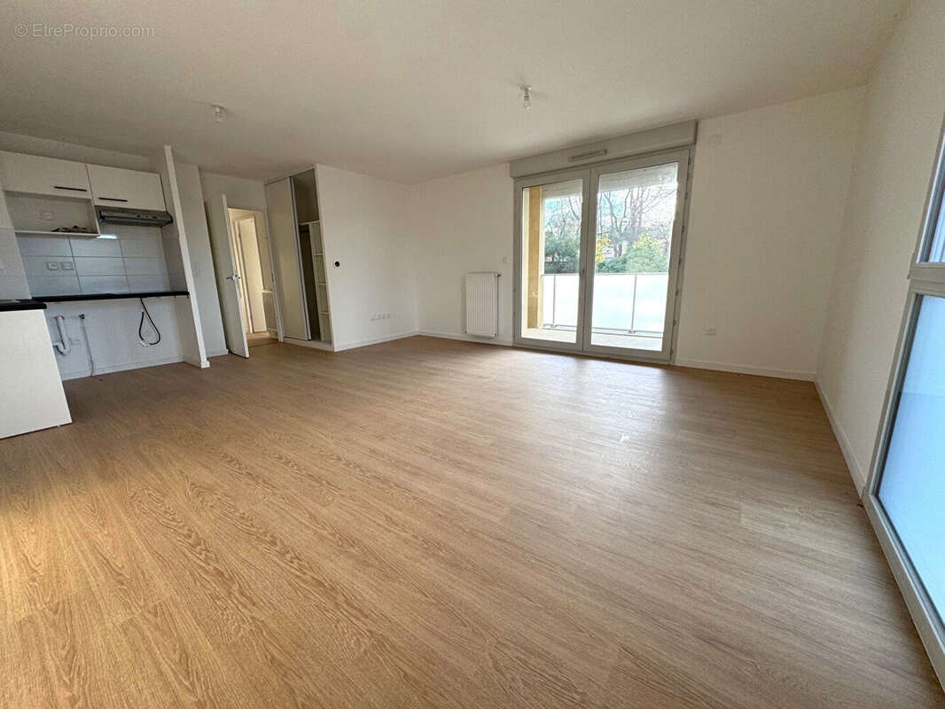 Appartement à POMPERTUZAT
