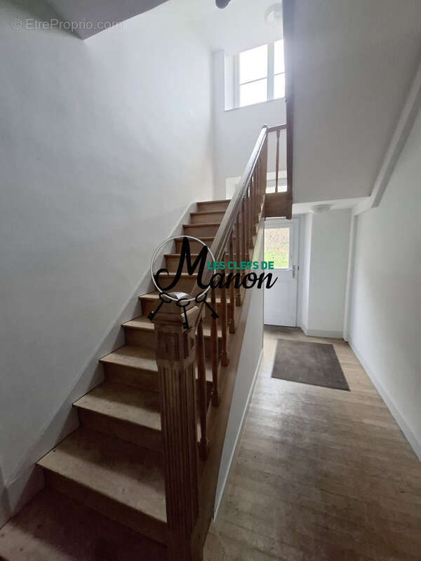 Appartement à SAINT-SULPICE-LAURIERE