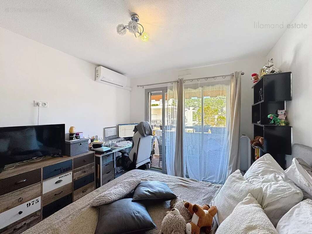 Appartement à LE CANNET