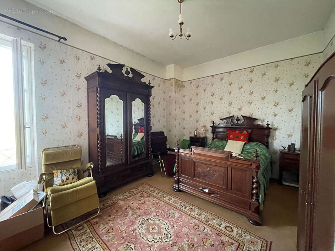 Maison à SAINT-ANTOINE-DE-BREUILH