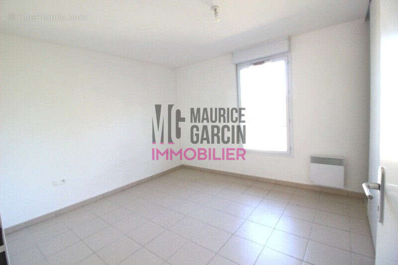 Appartement à L'ISLE-SUR-LA-SORGUE