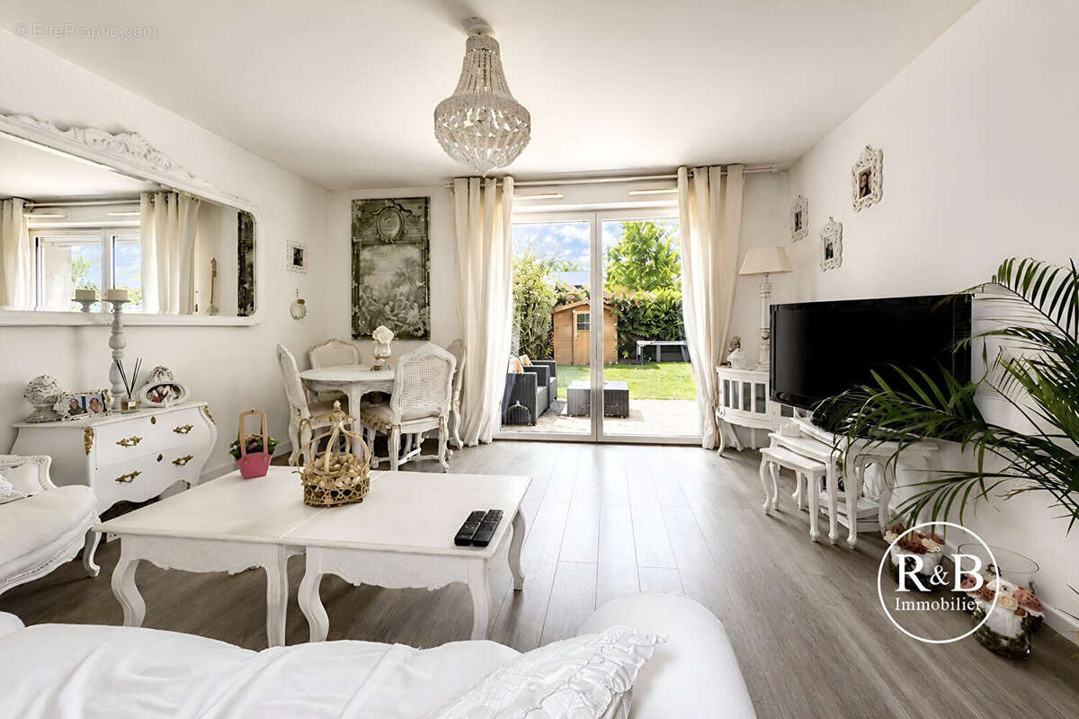 Appartement à PLAISIR