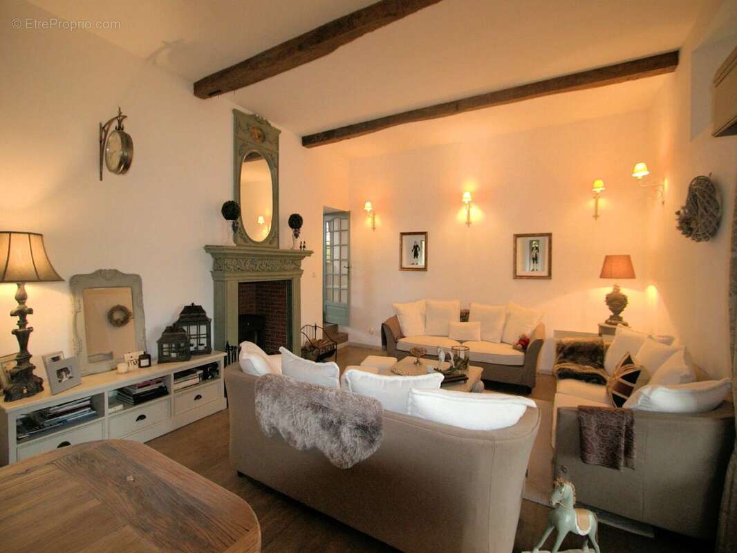 Maison de caractère, 4/5 chambres, 2503m² de terrain avec piscine - photo 8
