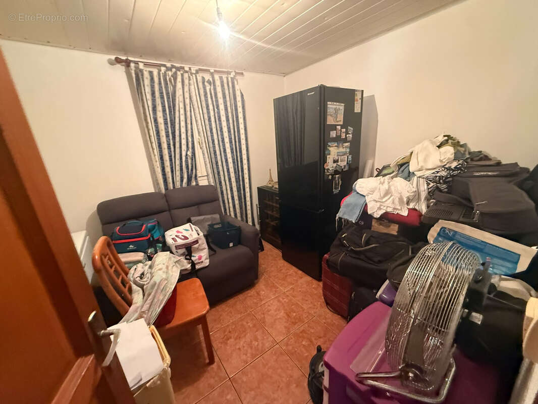 Maison en vente à Saint-Denis secteur Bellepierre, à deux pas du CHU ! - photo 6