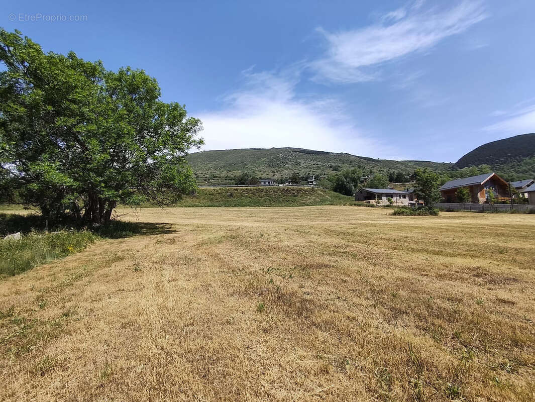 Terrain à TARGASSONNE