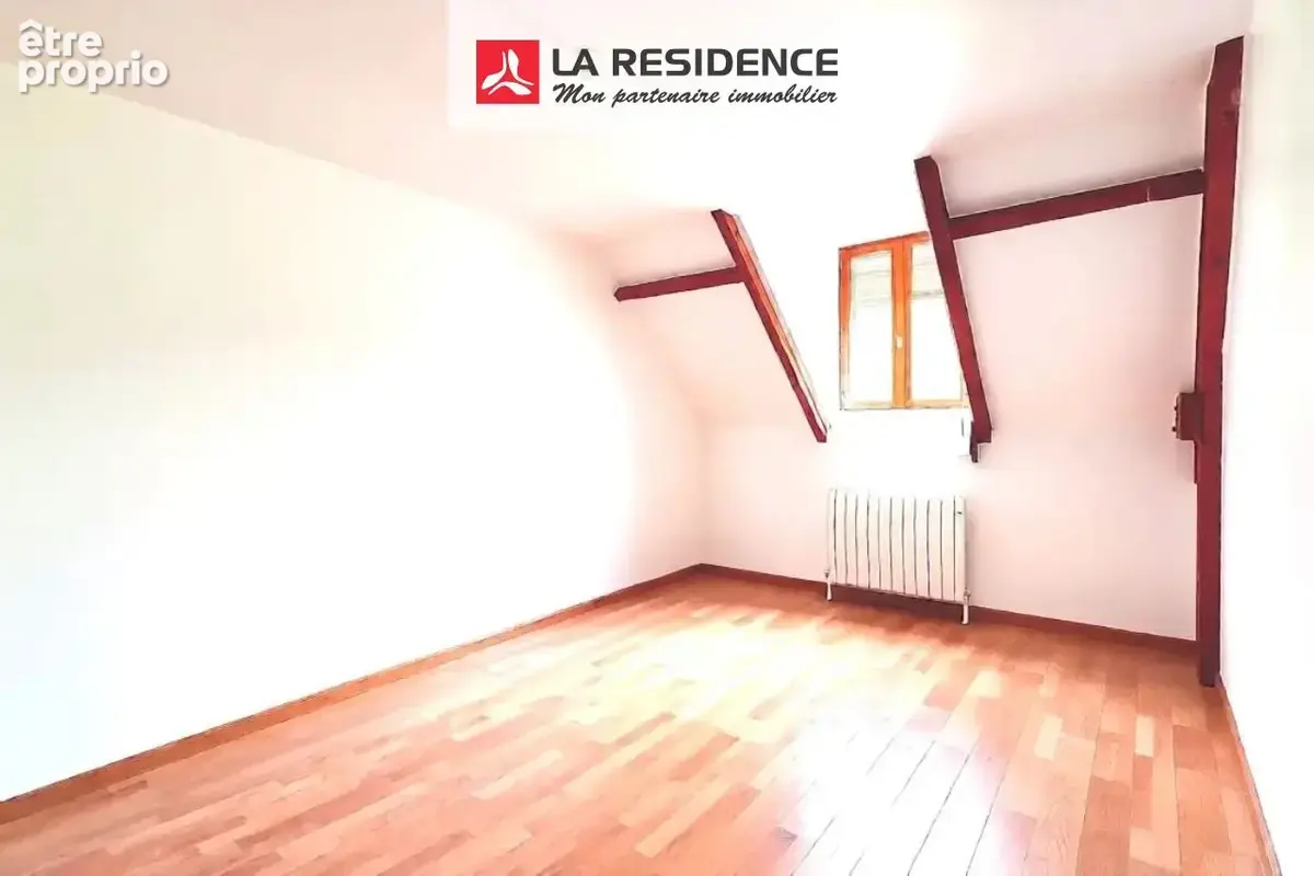Maison 125 m² à L'etang-La-Ville  - photo 9