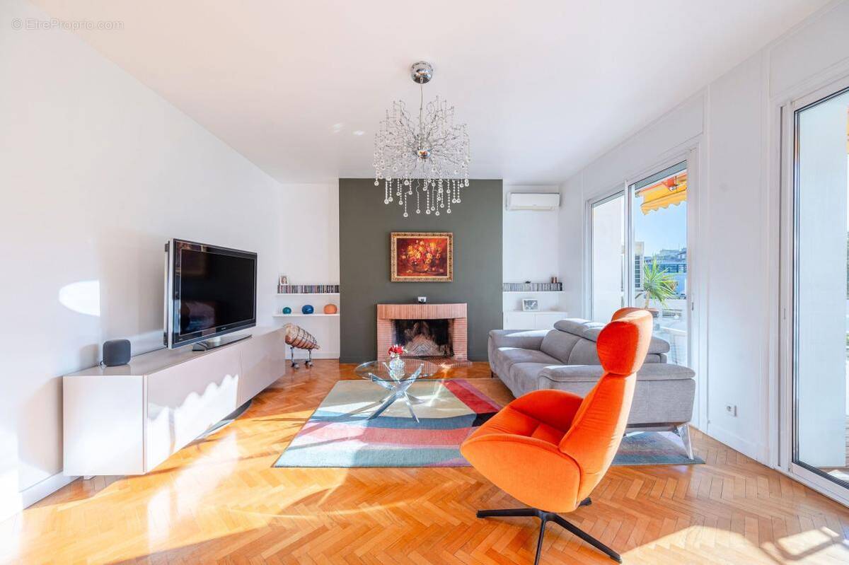 Appartement à MARSEILLE-8E