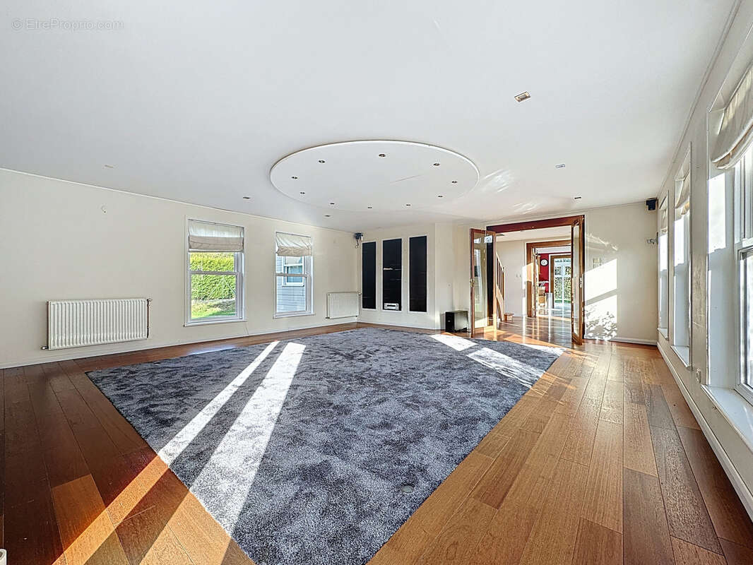 Maison à SAINT-GILLES