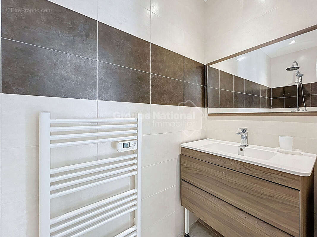 Maison à ROQUEMAURE