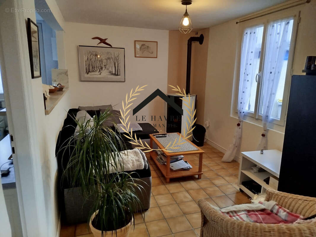 Maison à ANGERVILLE-L&#039;ORCHER