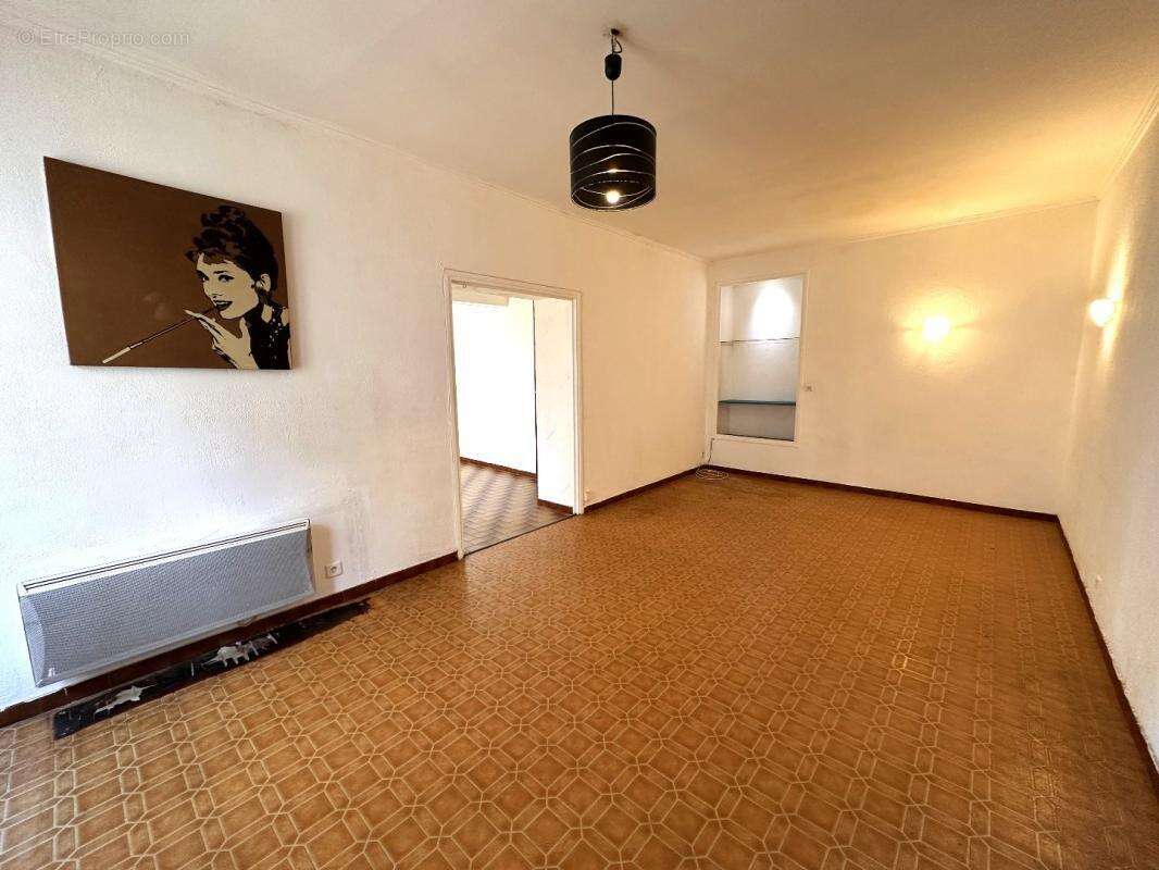 Maison à CAUNES-MINERVOIS