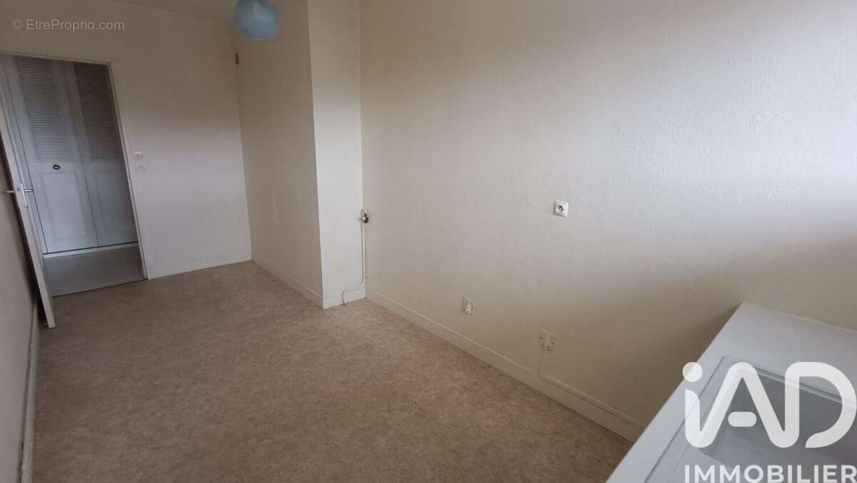 Appartement 54 m² à Chateauroux  - photo 4