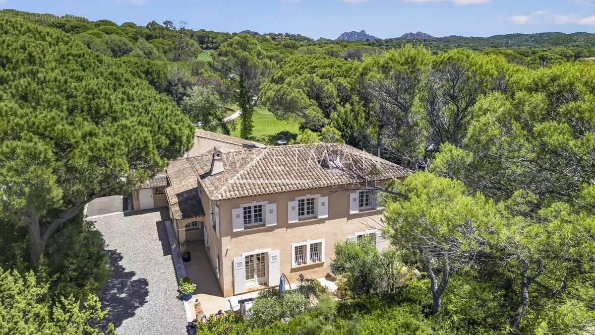 Maison à SAINT-RAPHAEL