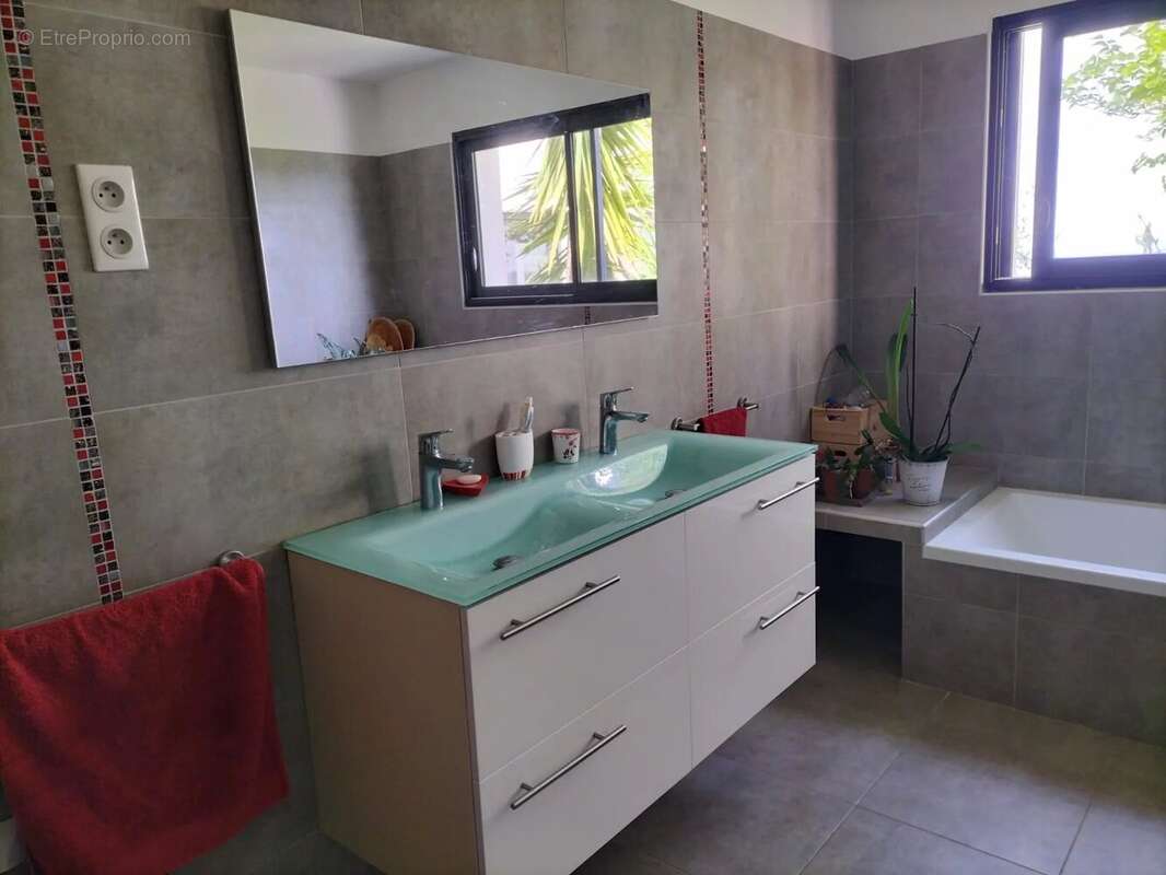 Maison à ECCICA-SUARELLA