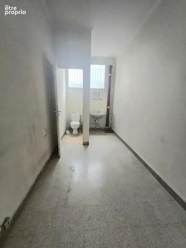 Local commercial - Nice - 41m² - photo 9