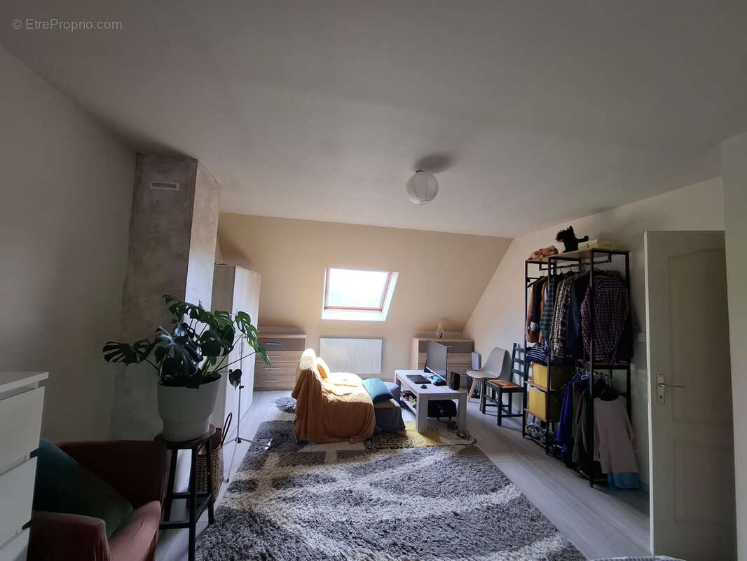 Maison à COULOMMIERS