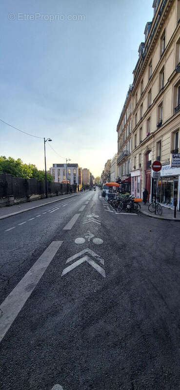 Parking à PARIS-10E