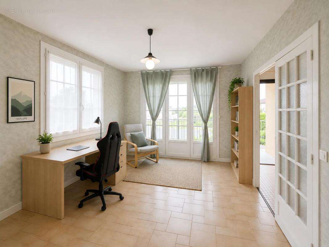 Maison à ROCHES-PREMARIE-ANDILLE