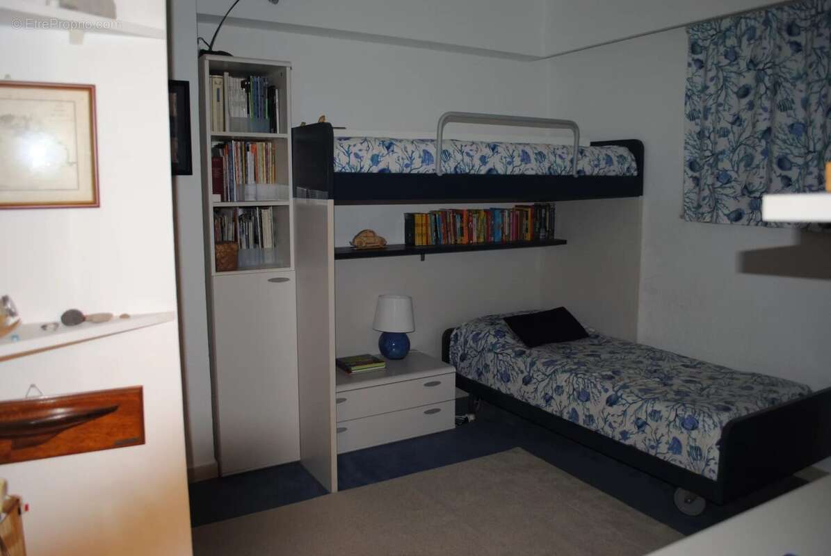 Appartement à VILLENEUVE-LOUBET