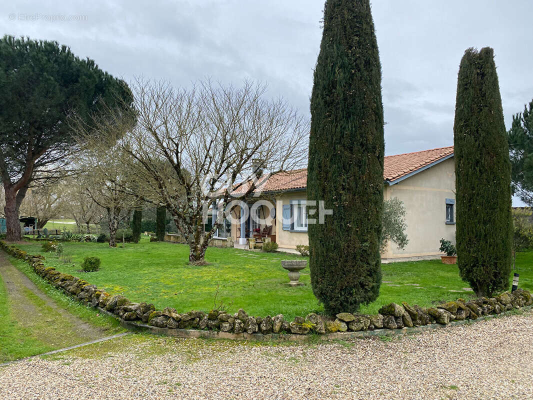 Maison à ABZAC