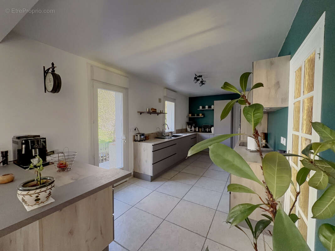 Maison à MILLY-LA-FORET