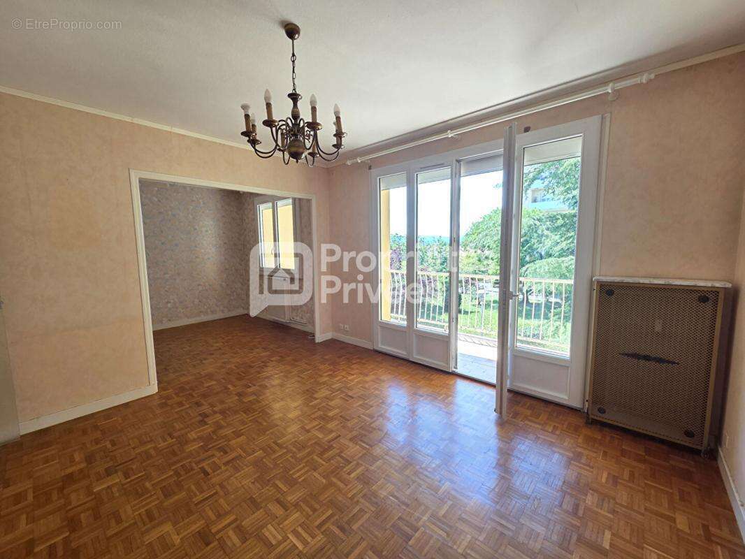 Appartement à MONTELIMAR