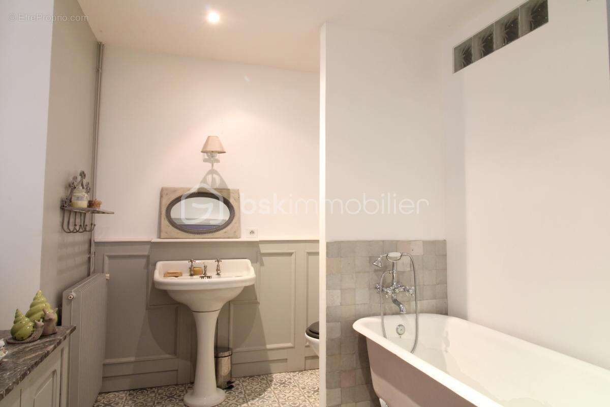 Maison à PEYREHORADE