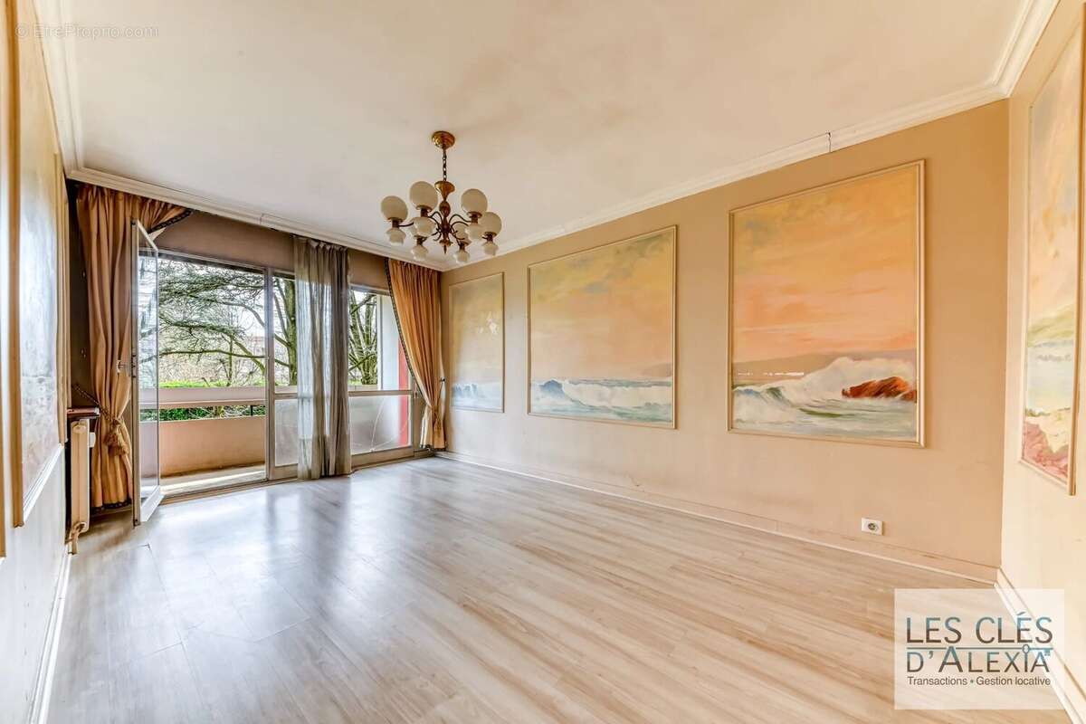 Appartement à CALUIRE-ET-CUIRE