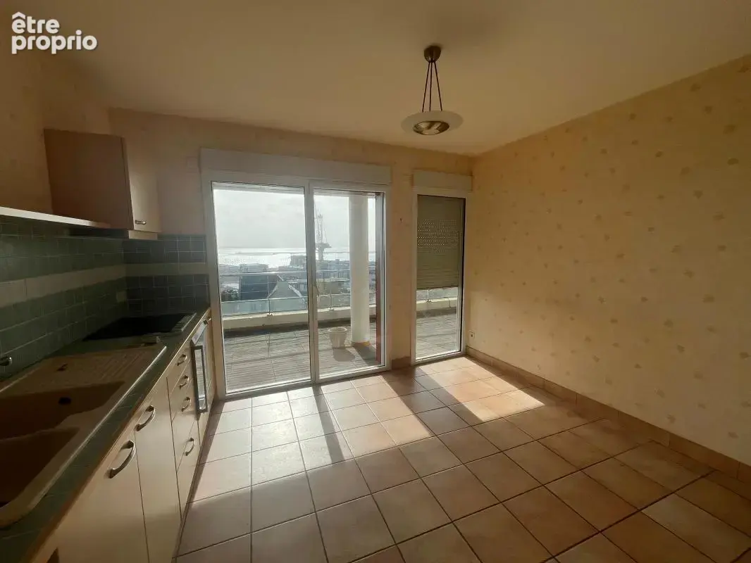 BREST : LA CORNICHE -Appartement T4 avec superbe vue mer - photo 6