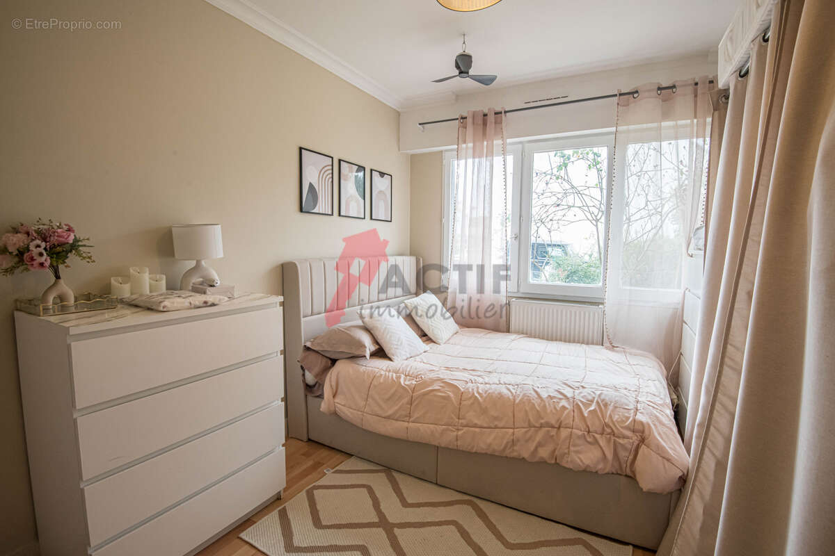 Maison à RIS-ORANGIS