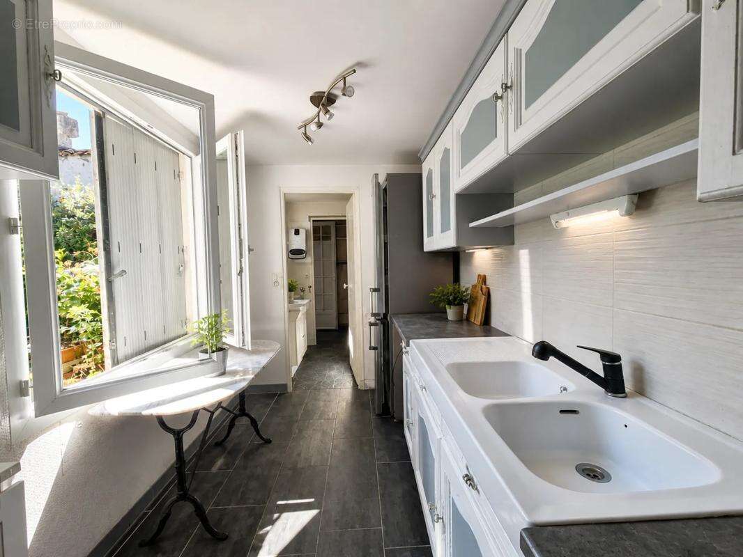 Maison de ville à rénover 3 pièces de 80 m2,  Cognac - photo 10