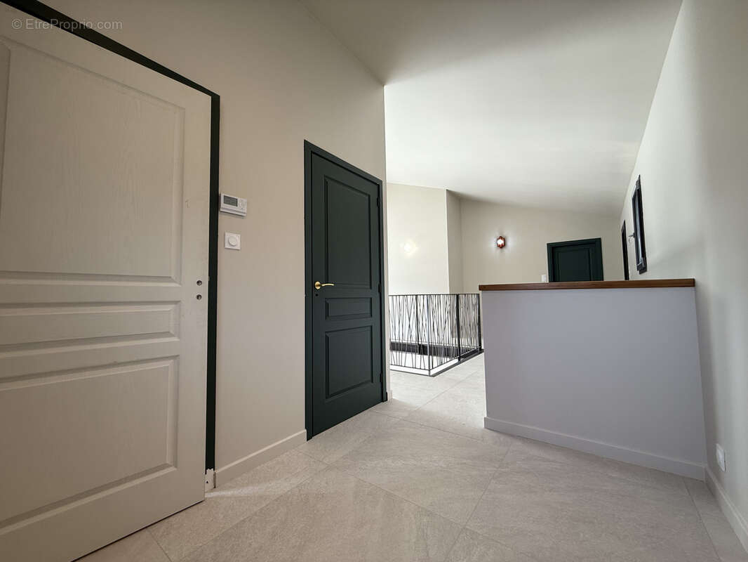 Maison à SAINT-LAURENT-D'OLT