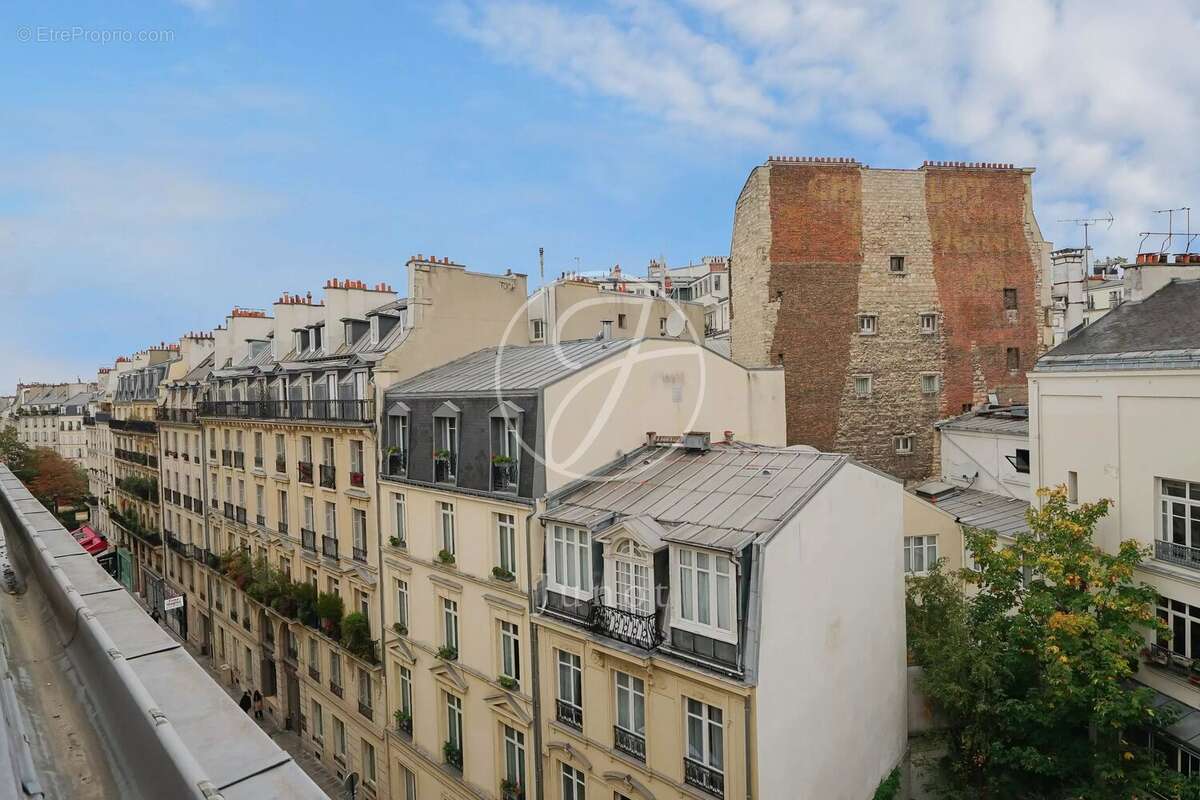 Appartement à PARIS-9E