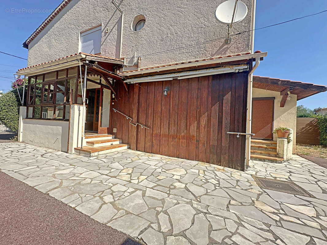 Appartement à SAINT-RAPHAEL