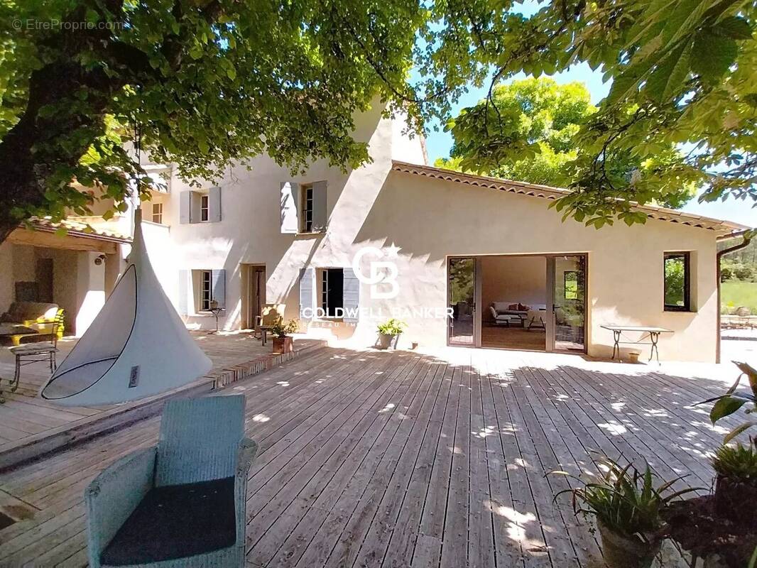 Maison à SAINT-ANTONIN-DU-VAR