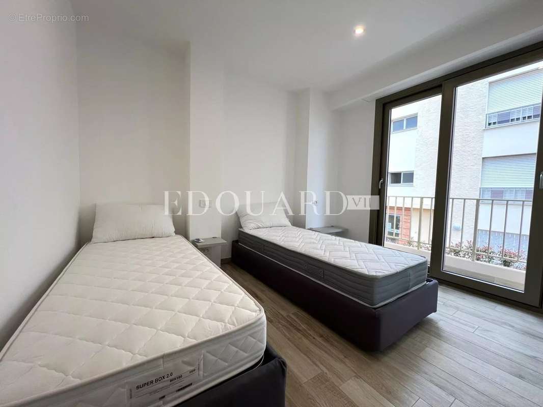 Appartement à ROQUEBRUNE-CAP-MARTIN