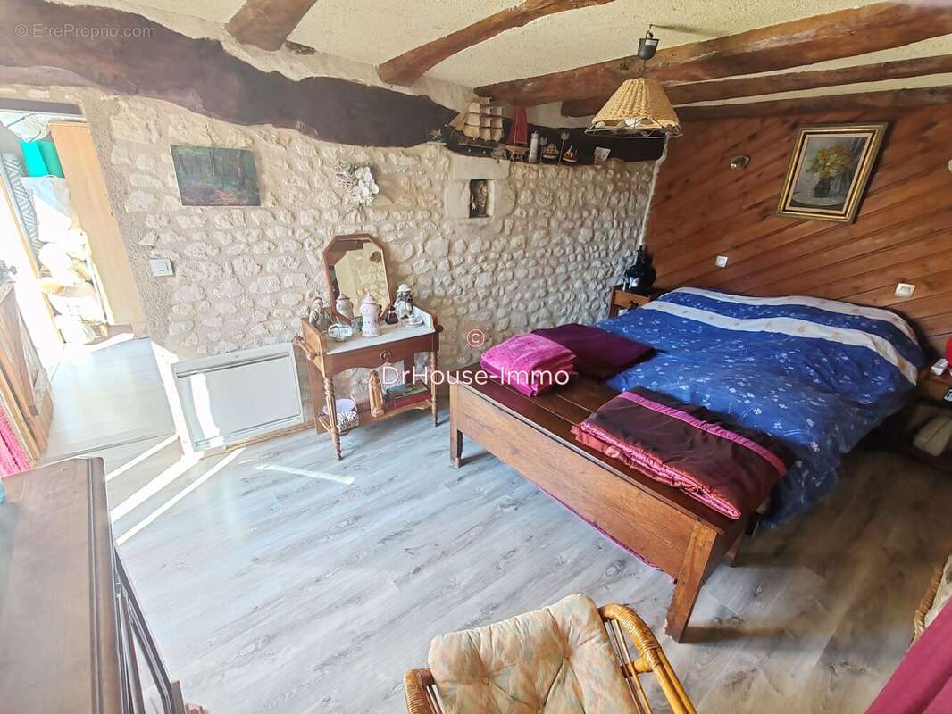 Maison à VELLECHES