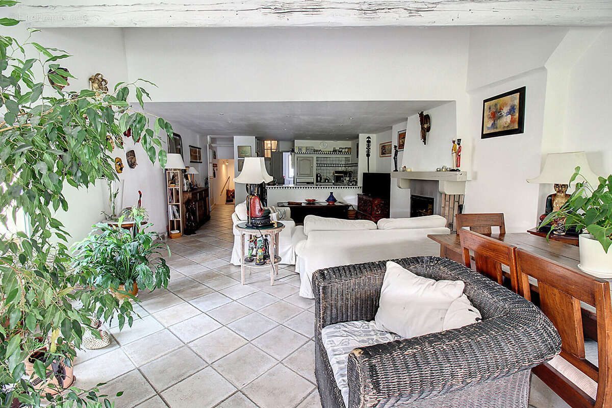 Appartement à BARGEMON