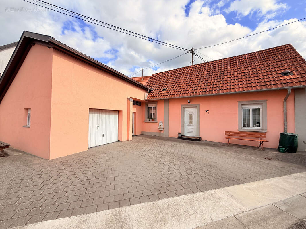 Maison à WEYERSHEIM