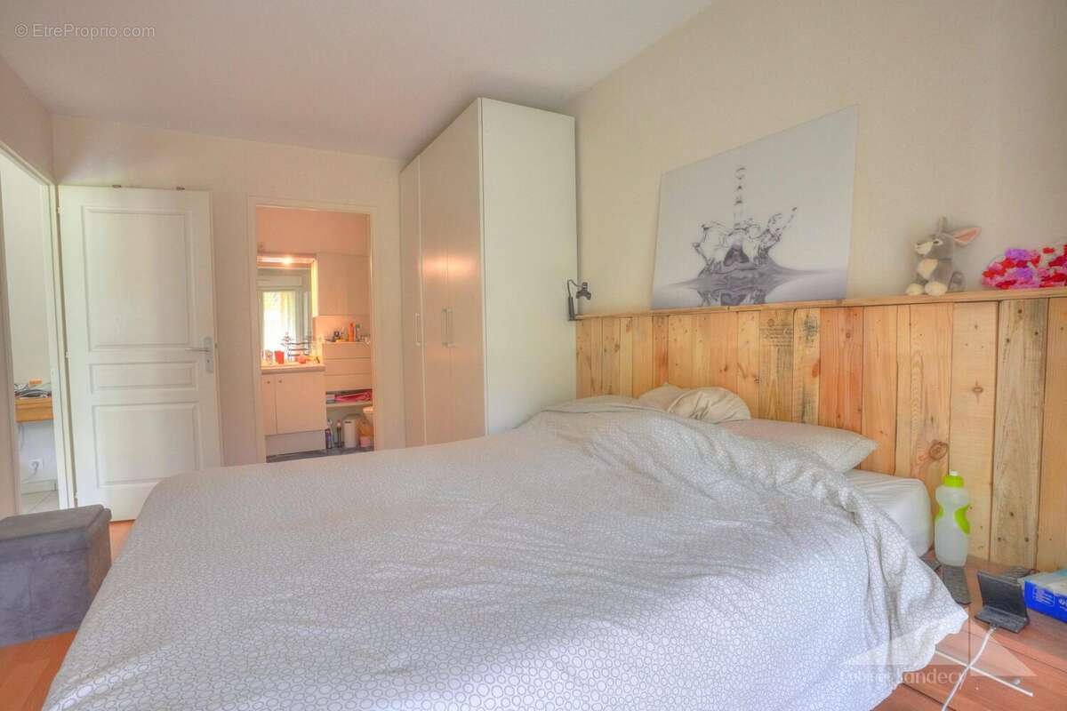 Appartement à SERGY