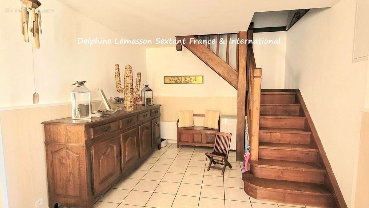 Immeuble locatif  Monbazillac  240 m² - photo 9
