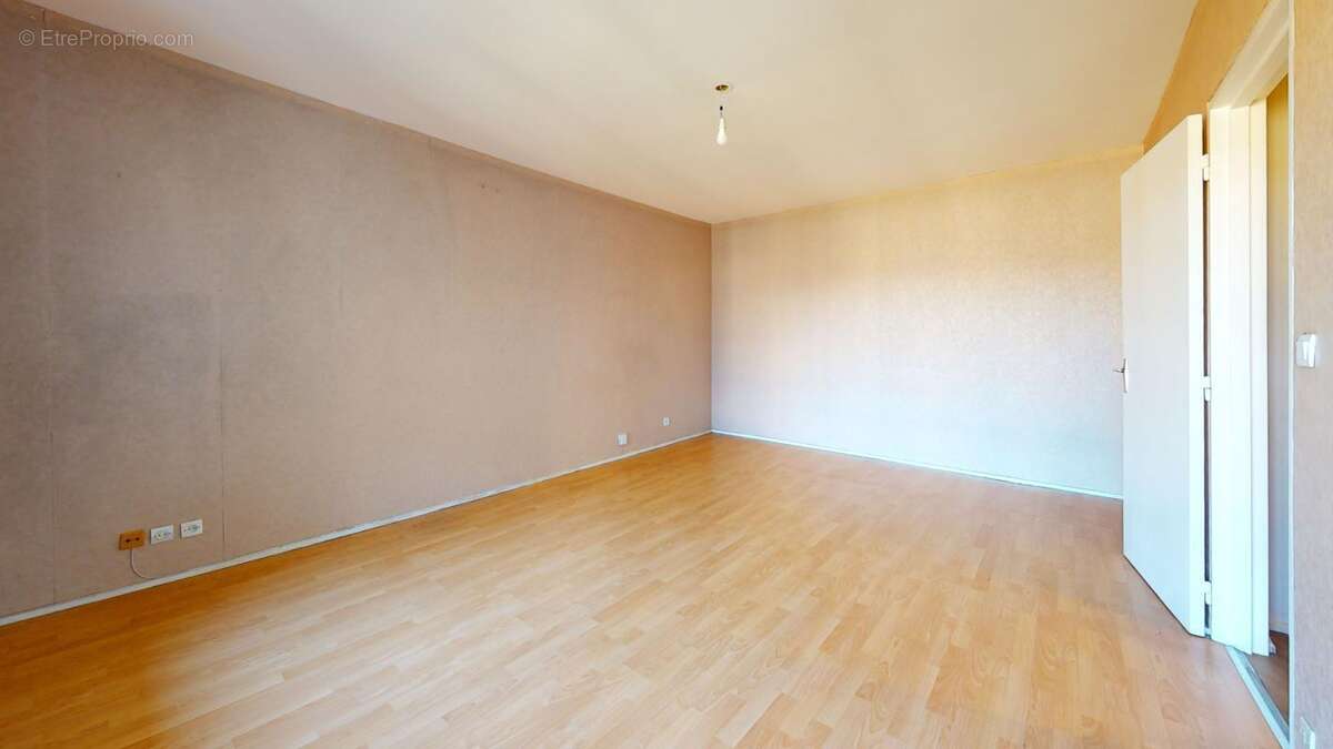 Appartement à LYON-9E