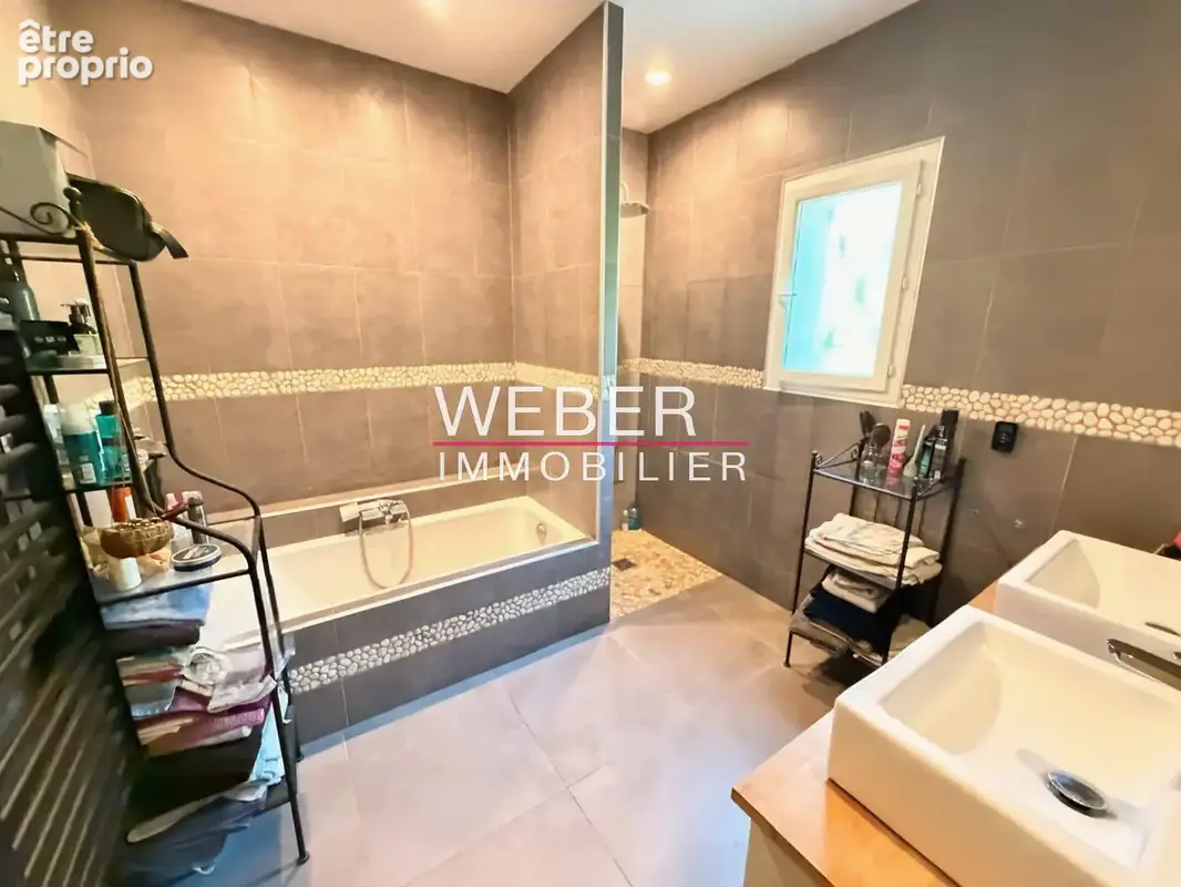 OLLIOULES - Plain pied 4 ch - Piscine - 675 m2 - photo 6