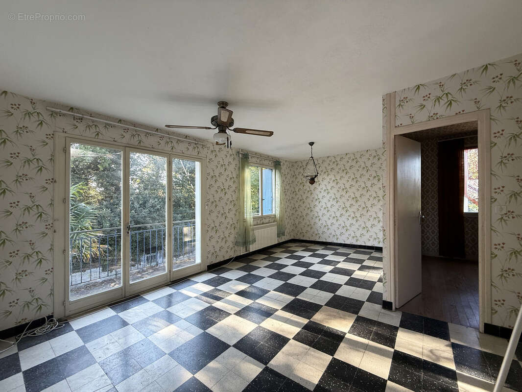 Maison à SAINT-GEORGES-DE-DIDONNE